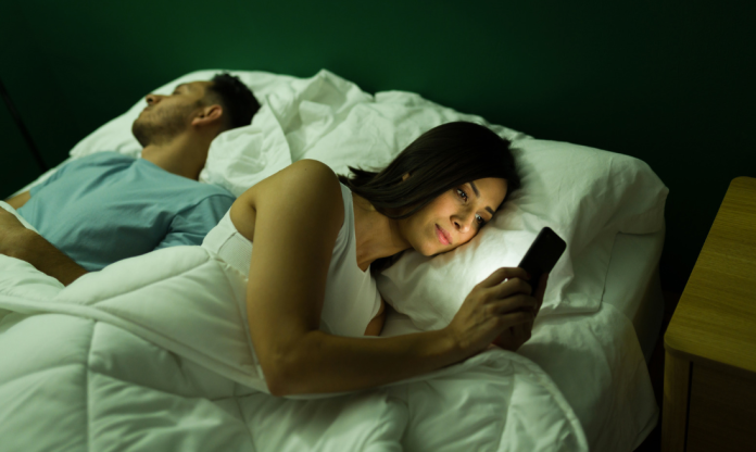 Keeping Your Partner from Cheating Keeping Your Partner from Cheating